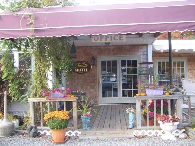 Twilite Motel Ellsworth Εξωτερικό φωτογραφία